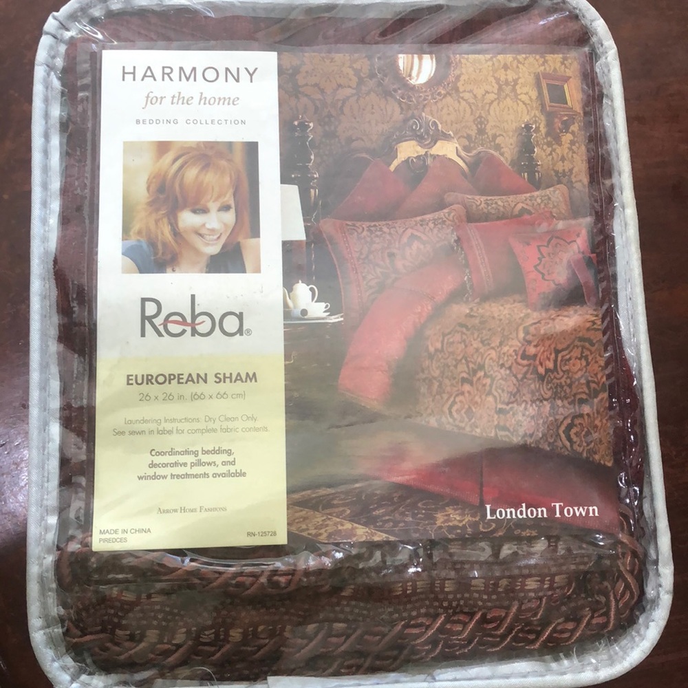 Set of 2 new European shams